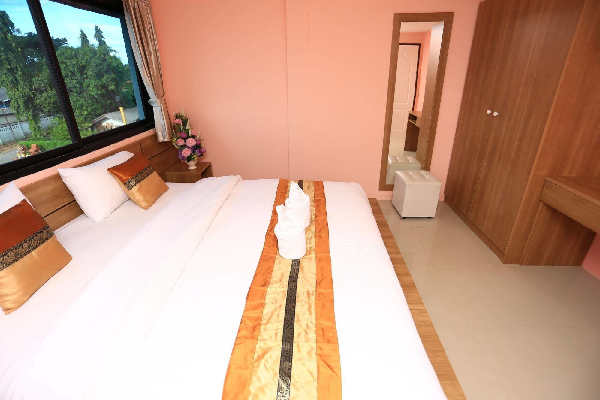 Airbest Gemtree Lampang Hotel Eksteriør bilde