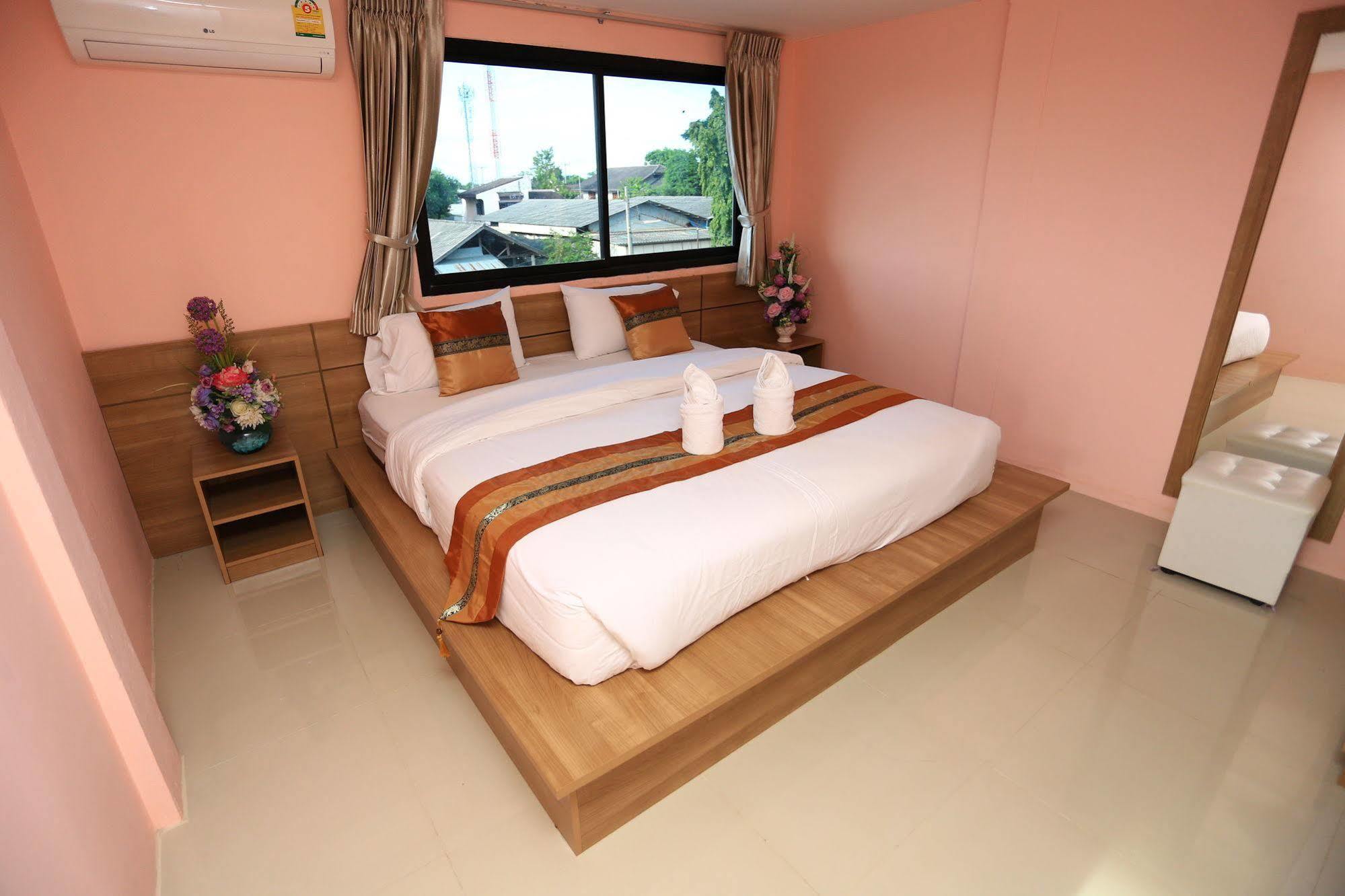 Airbest Gemtree Lampang Hotel Eksteriør bilde